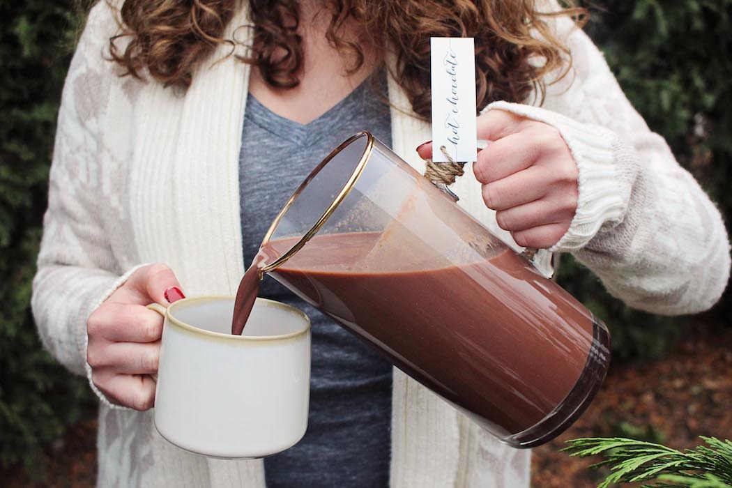 DIY Hot Chocolate Bar Darling Magazine   Op20 